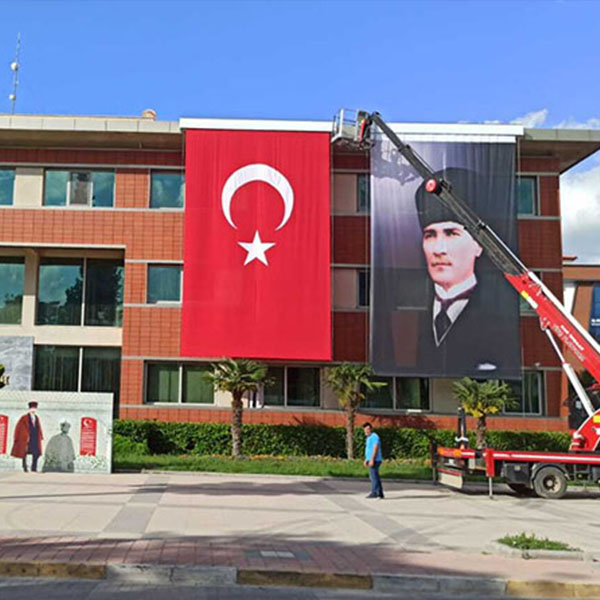 Motorlu Atatürk Posteri